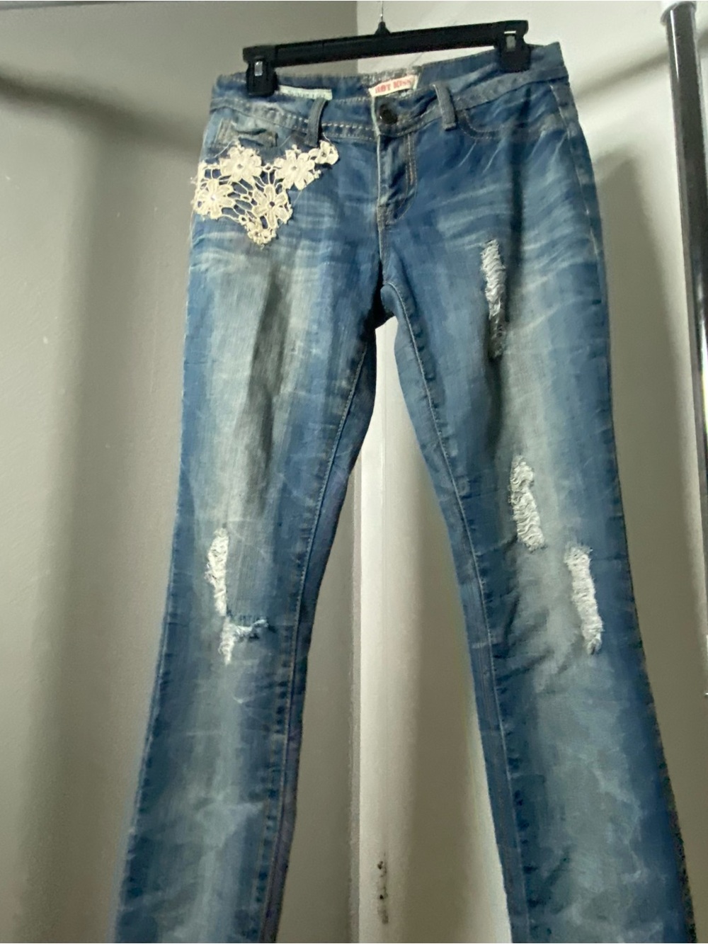 Y2K Hot Kiss Skinny Lily Low Rise Crochet Appliqué Faded Blue Jeans Size 7